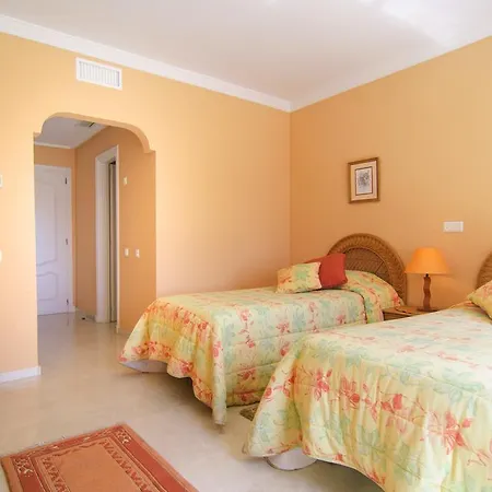 Holiday home Penthouse Venalmar Estepona